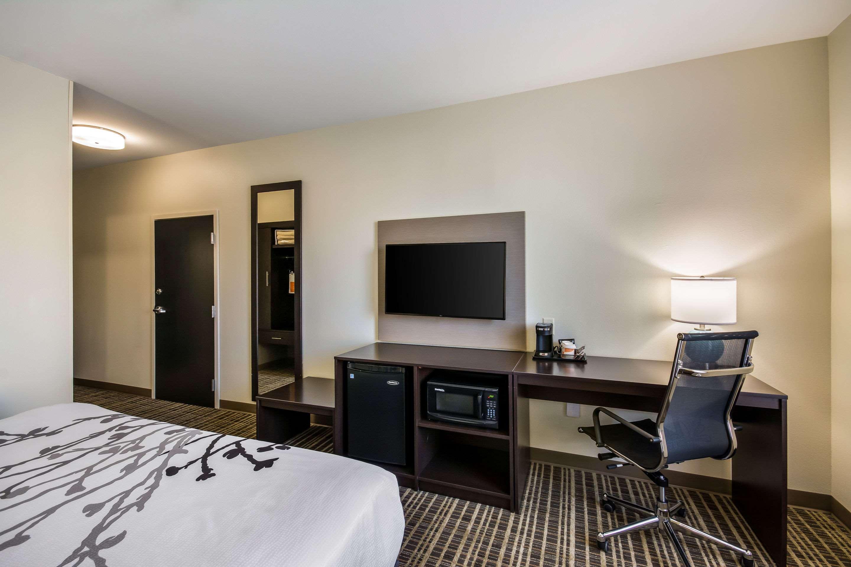 Hotel Sleep & Oklahoma